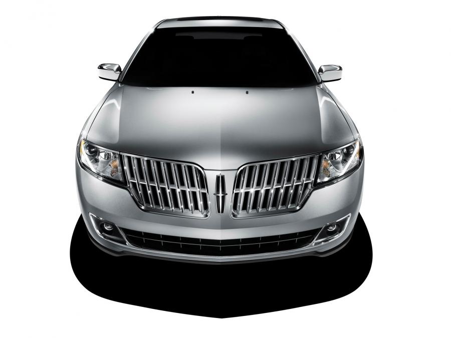  Lincoln MKZ 2009 года  (фото 2 из 16)